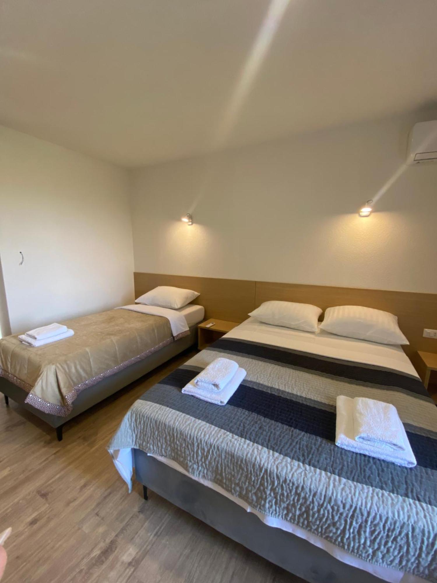 Pansion Raspudic Bed & Breakfast Medjugorje Exterior photo